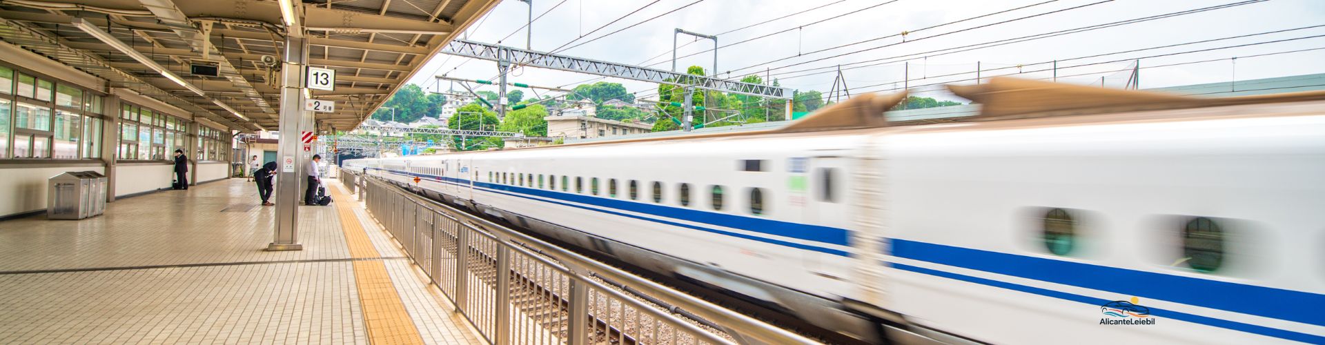 Leiebil på Alicante jernbanestasjon